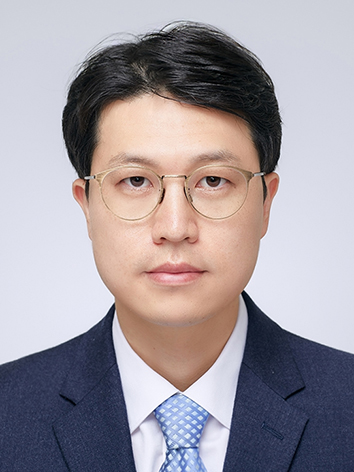 신임교원 소개 - 신민욱 교수